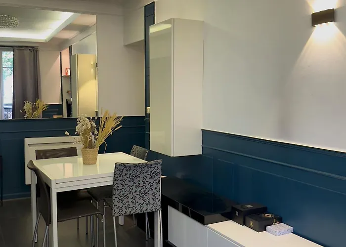 Apartment Center Of Marais